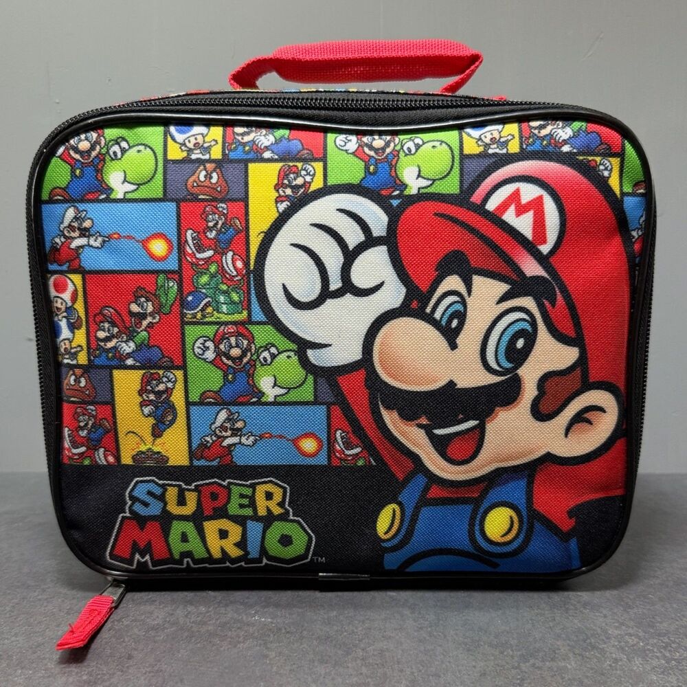 Bioworld Nintendo Super Mario Insulated Lunch Box | Comic Print | 9.5”